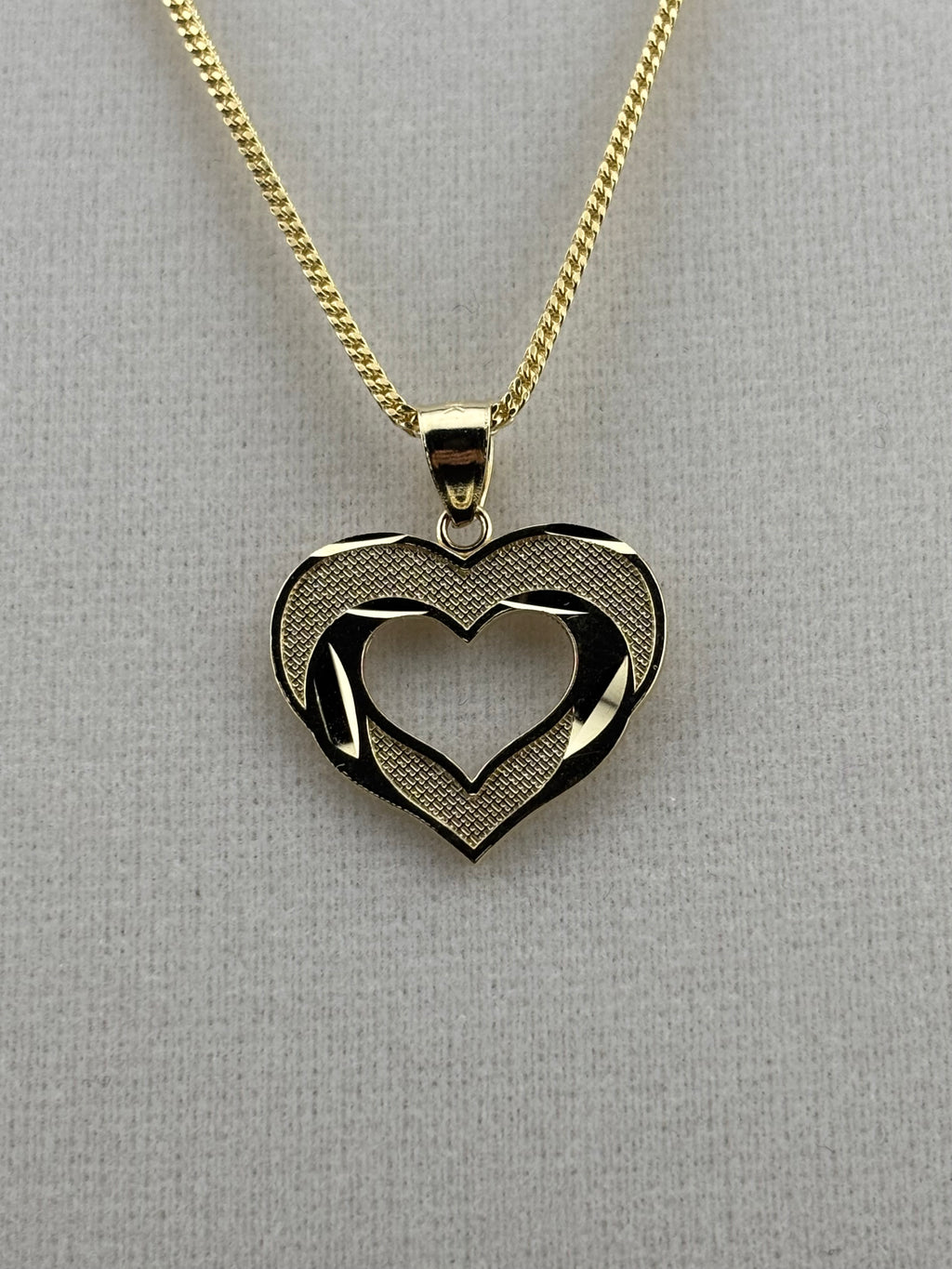 Cadena Oro 10k estilo Franco Con Dije de Corazón