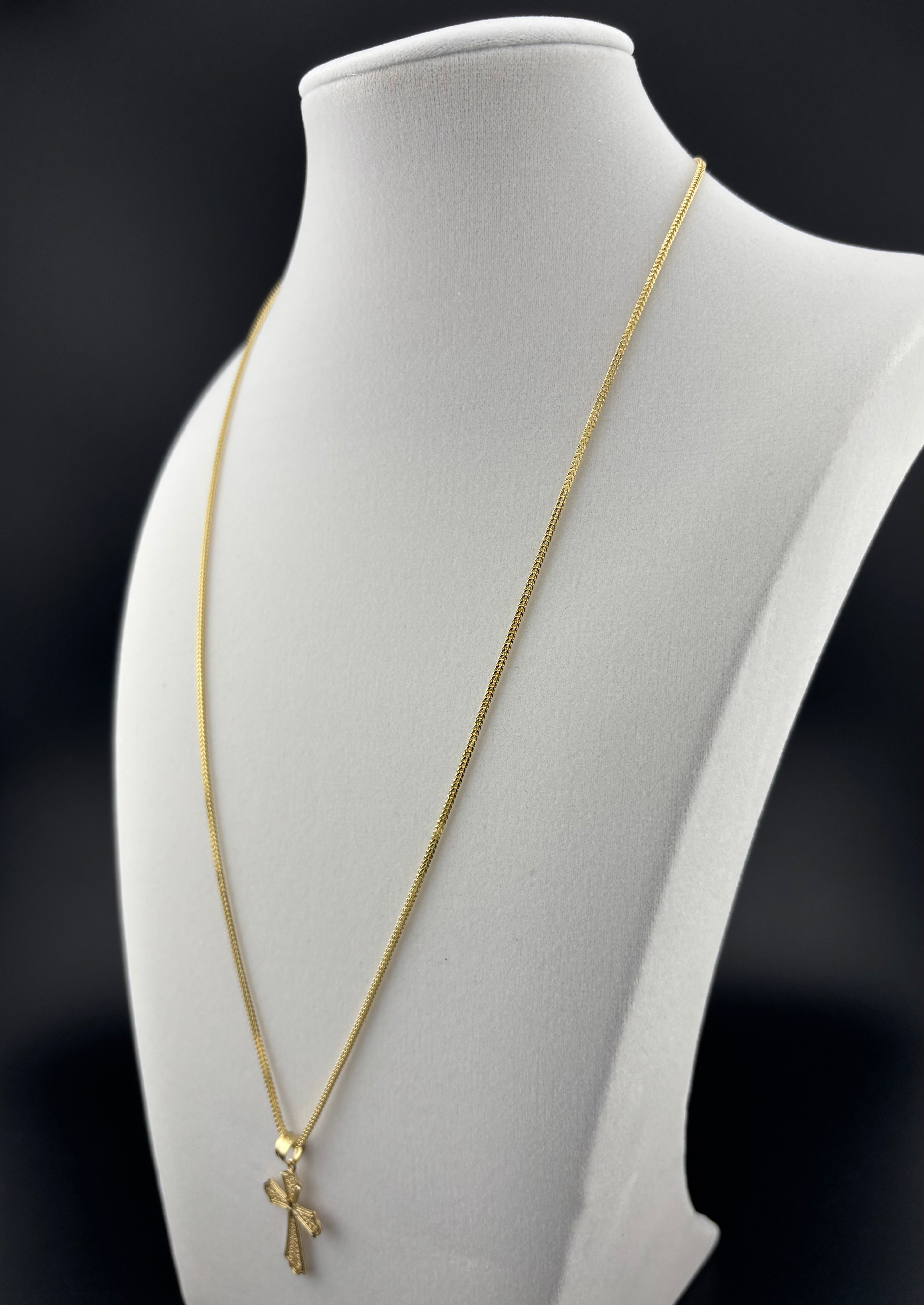 Cadena de Oro 10k estilo Franco con Dije de Cruz