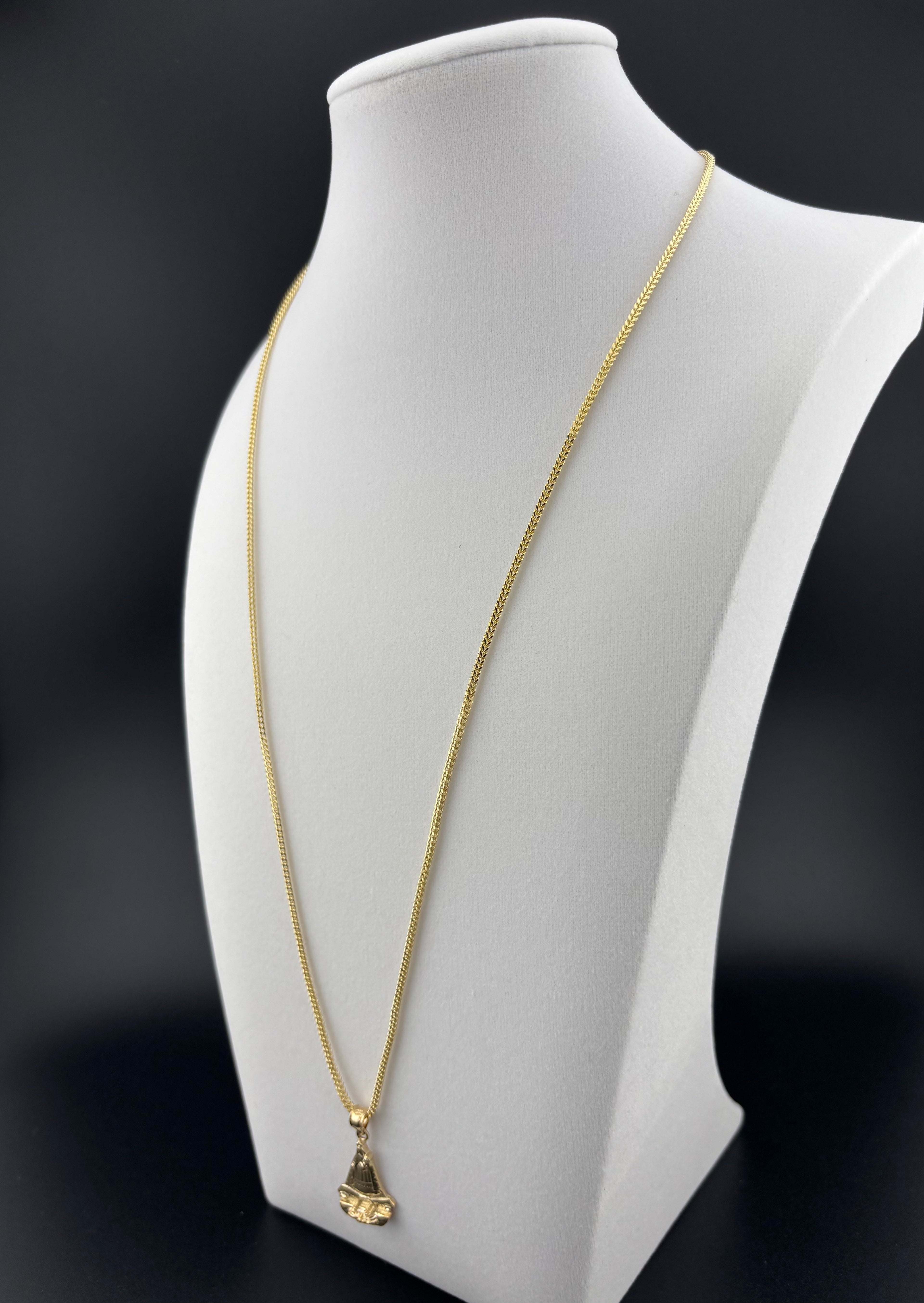 Cadena de Oro 10k estilo Franco con Dije de La Virgen