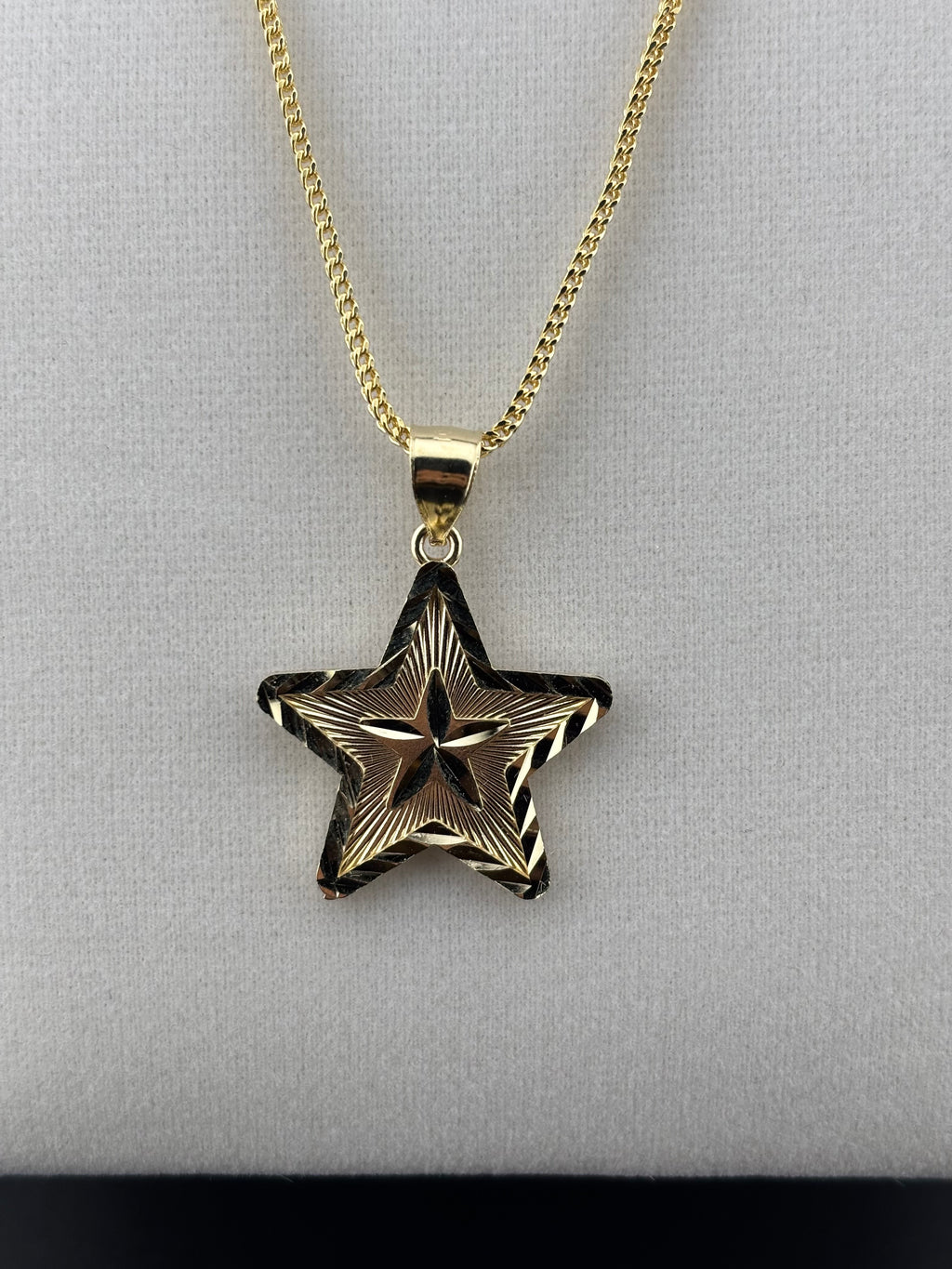 Cadena Oro 10k estilo Franco Con Dije de Estrella