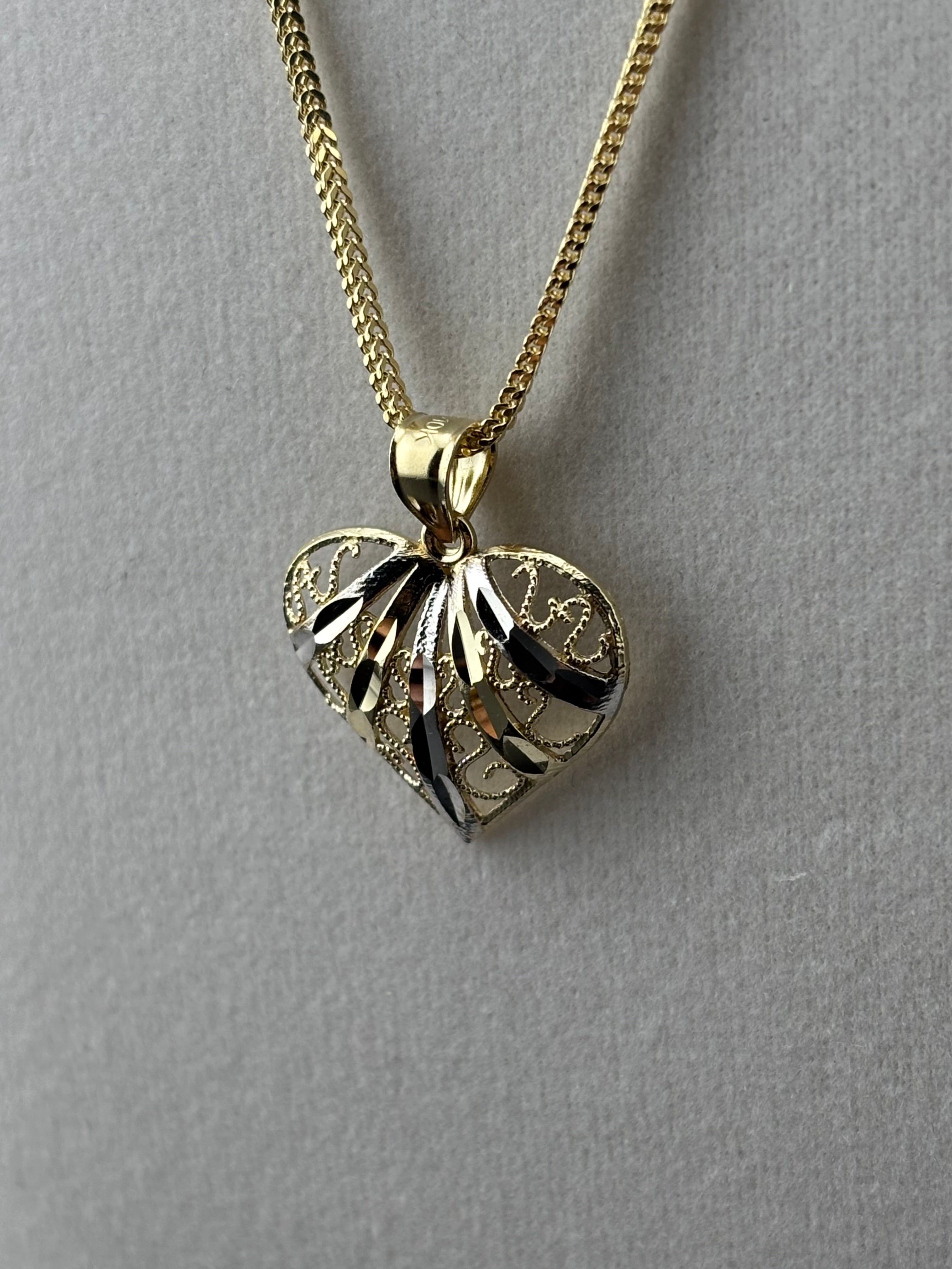 Cadena Oro 10k estilo Franco Con Dije de Corazón