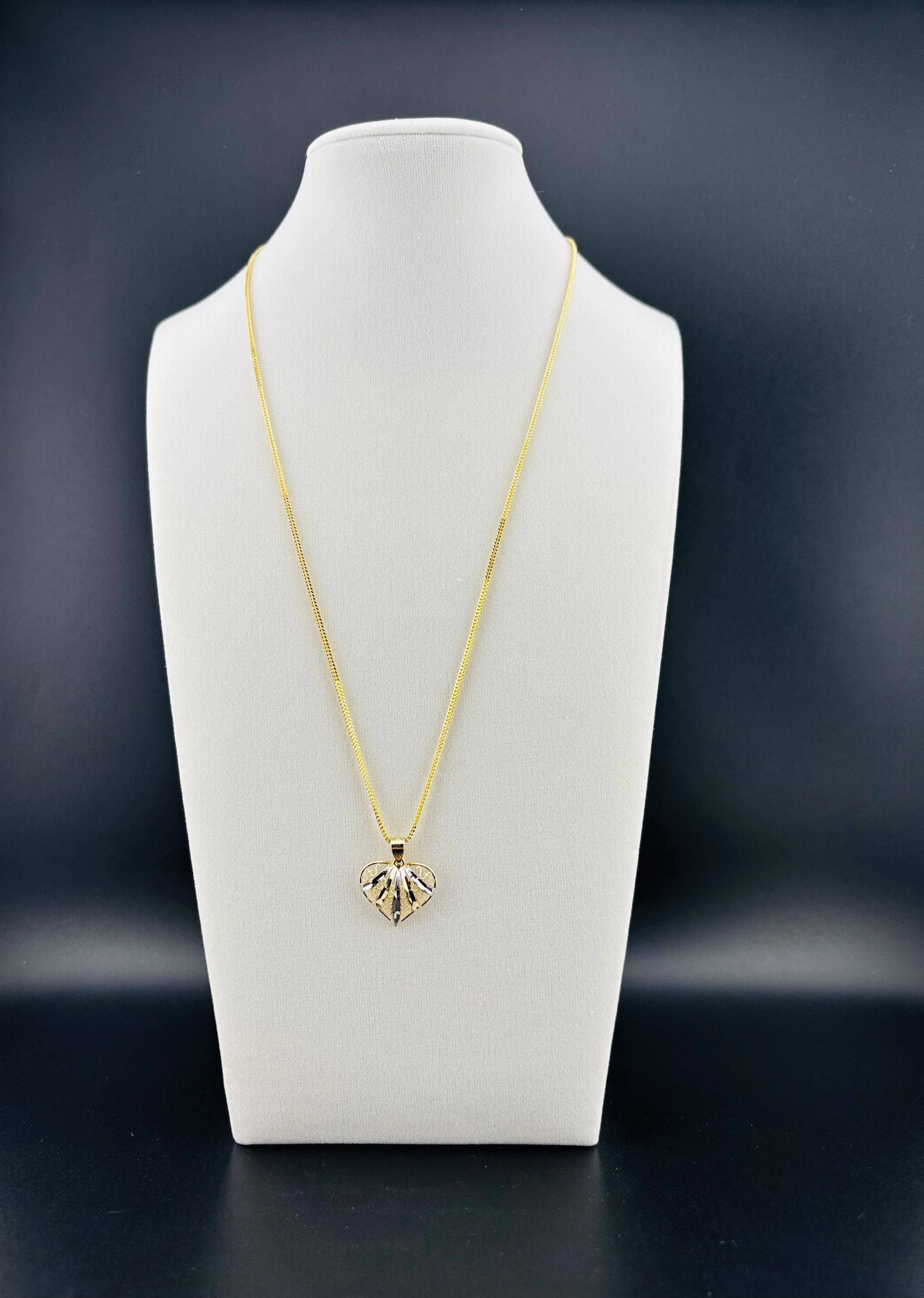 Cadena Oro 10k estilo Franco Con Dije de Corazón